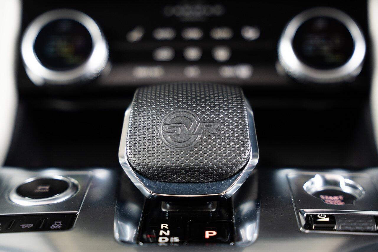Jaguar F-Pace view 35