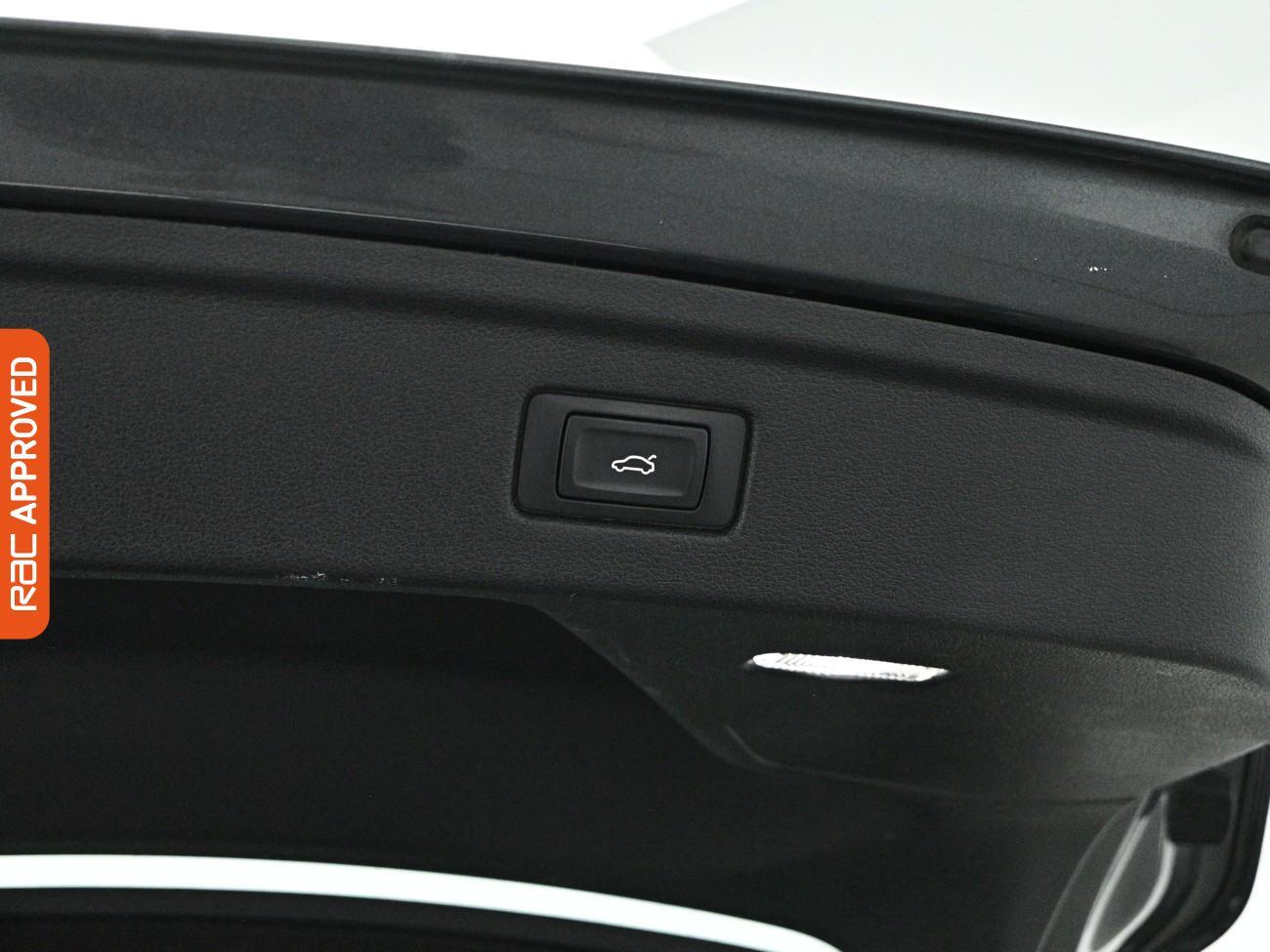 Audi S5 view 29