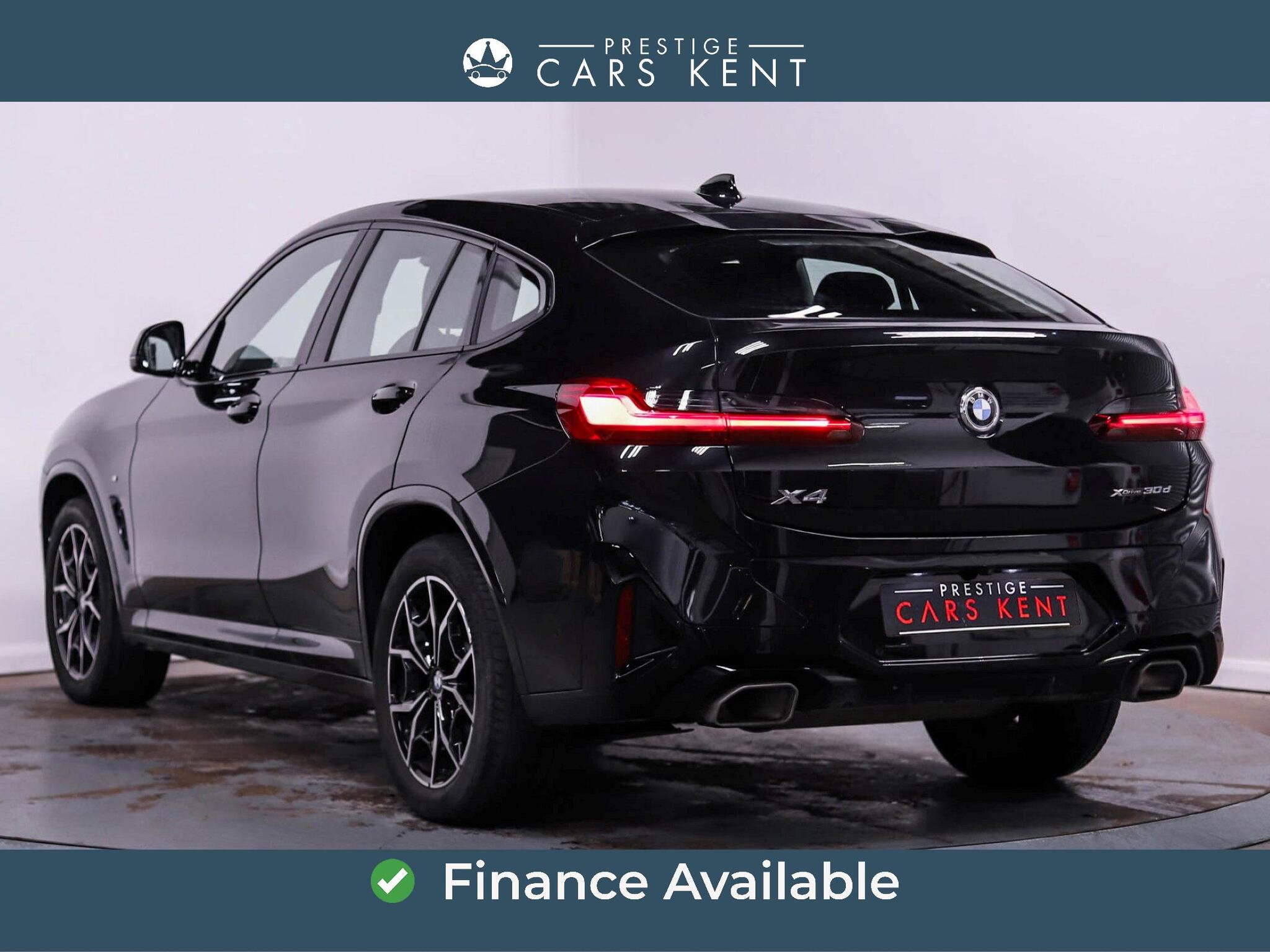 BMW X4 view 3