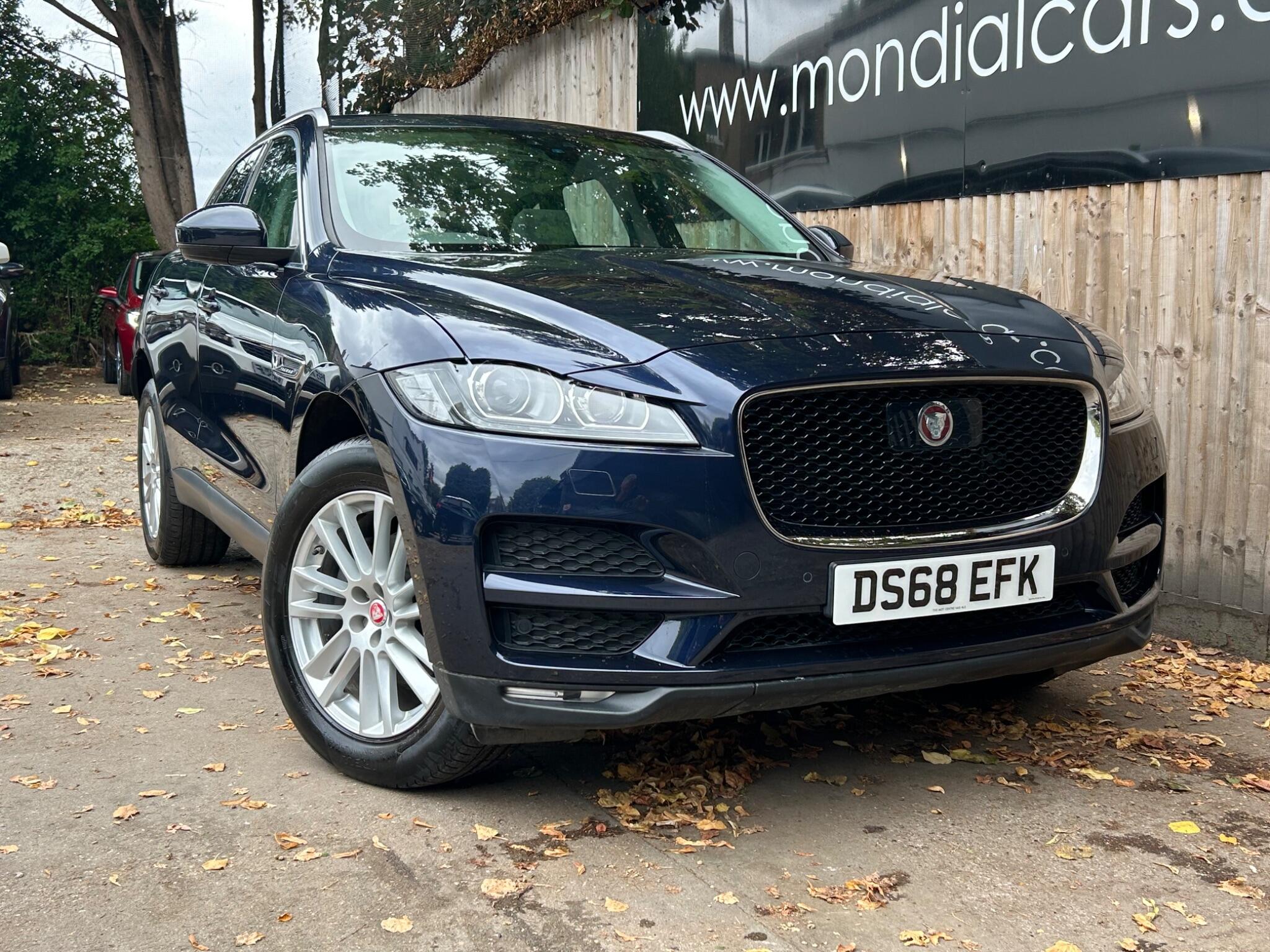Jaguar F-Pace view 10