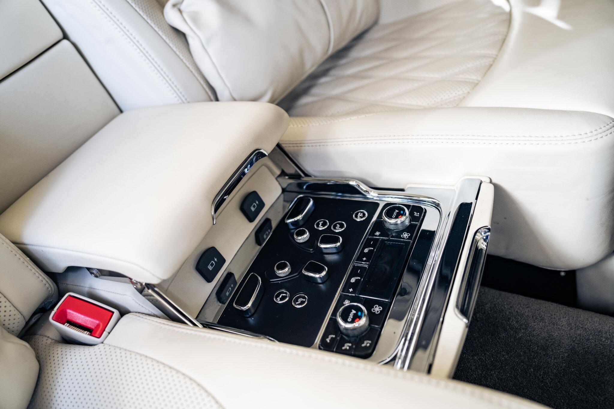 Bentley Mulsanne view 18