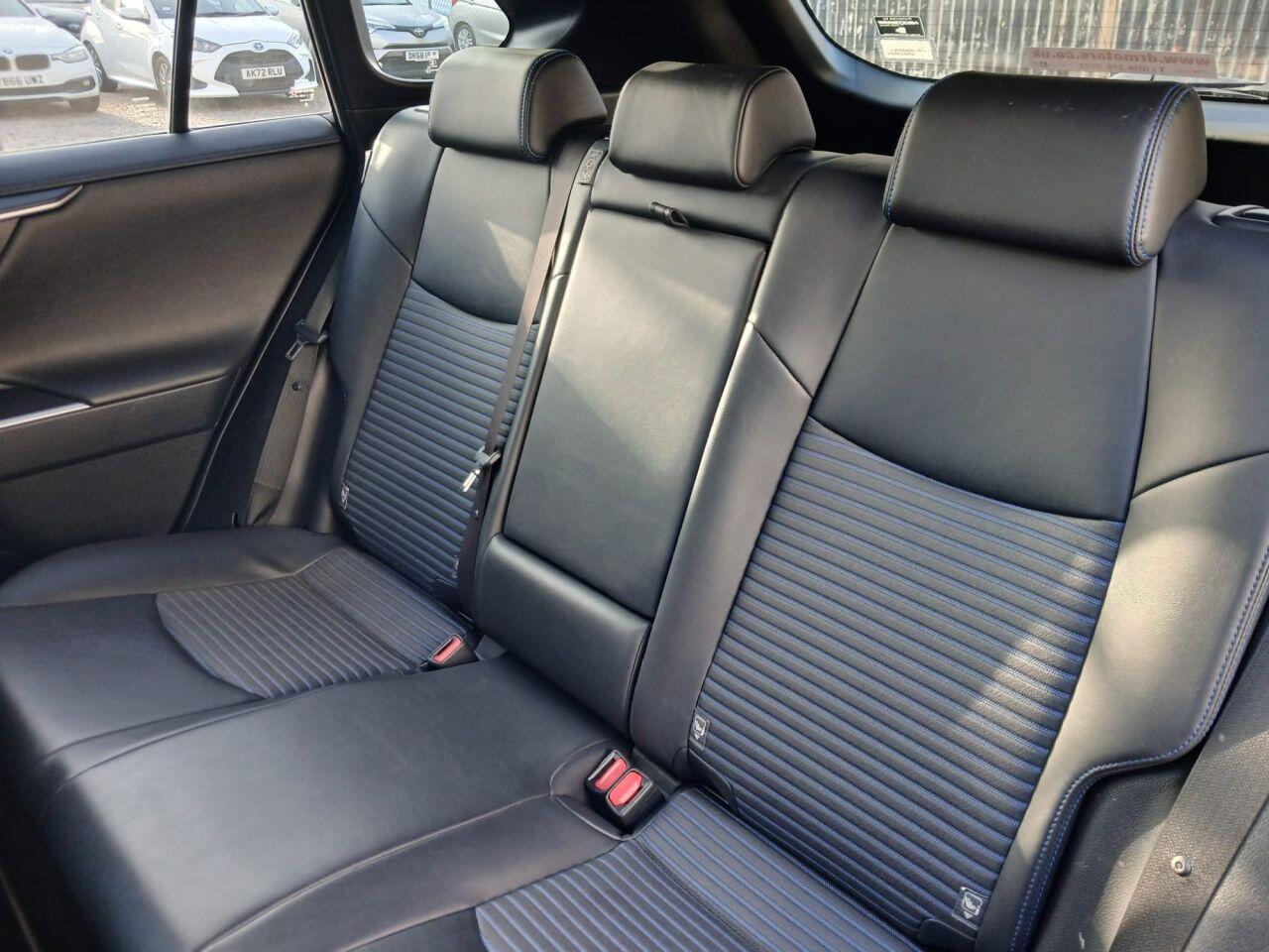 Toyota RAV4 view 32