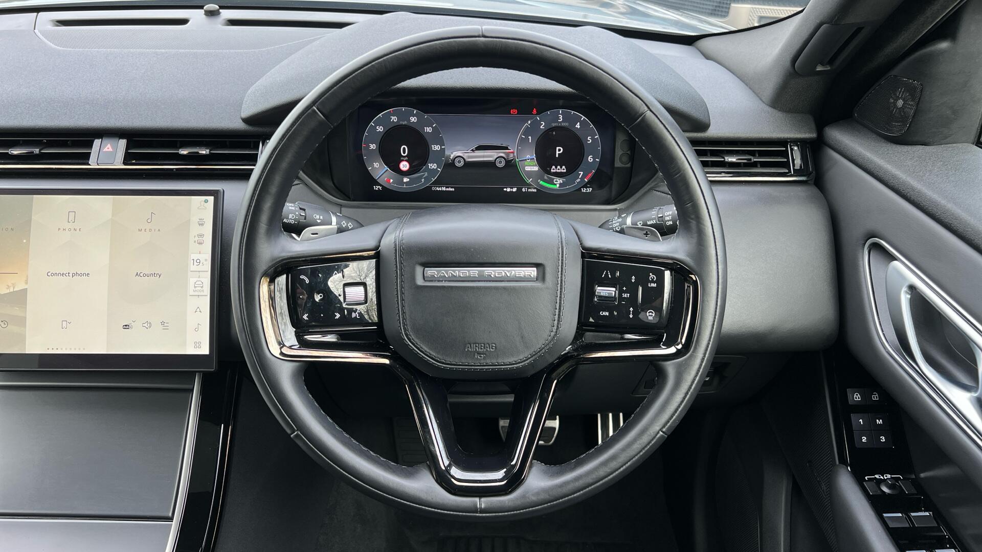 Land Rover Range Rover Velar view 17