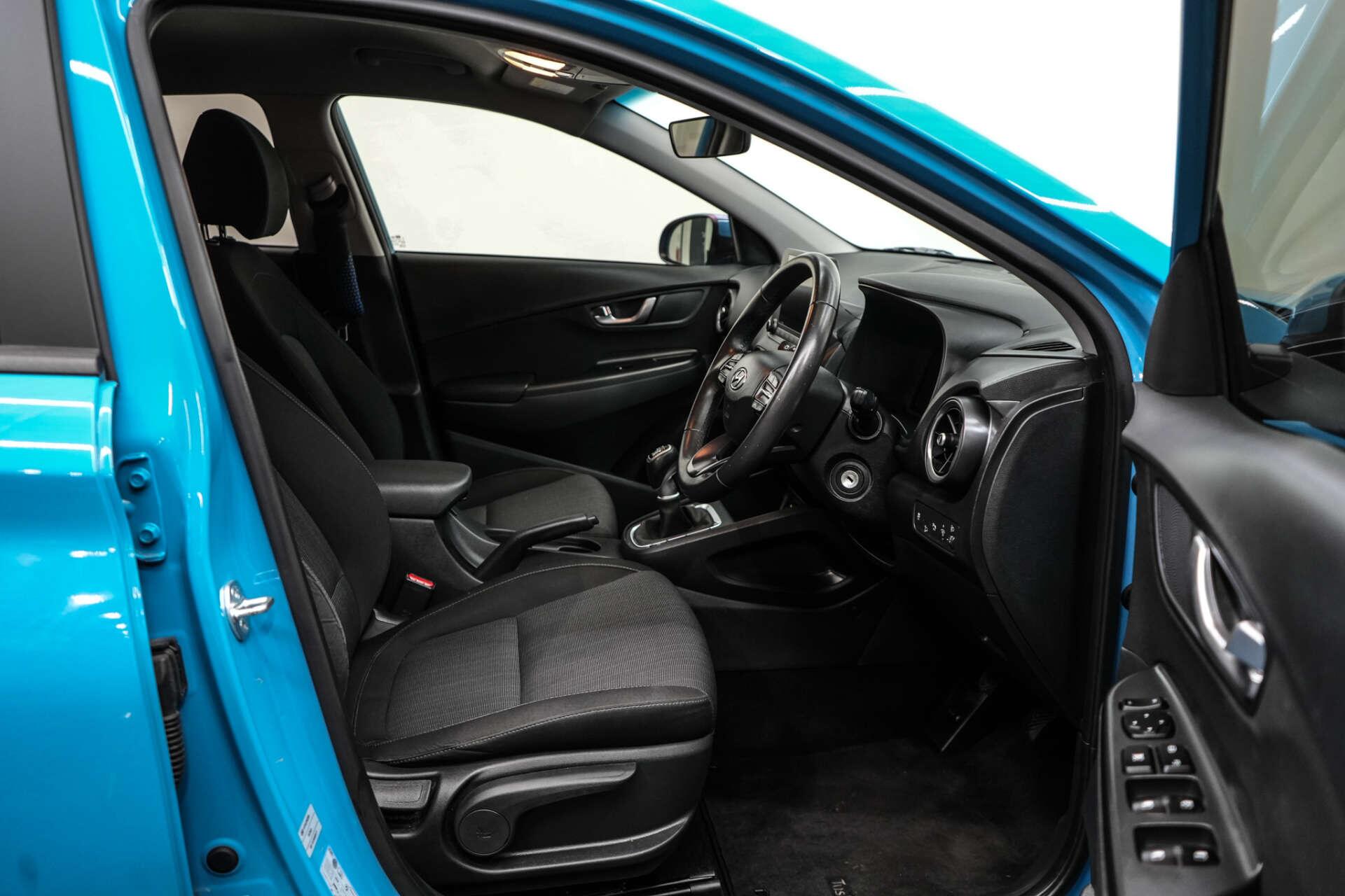 Hyundai Kona view 17