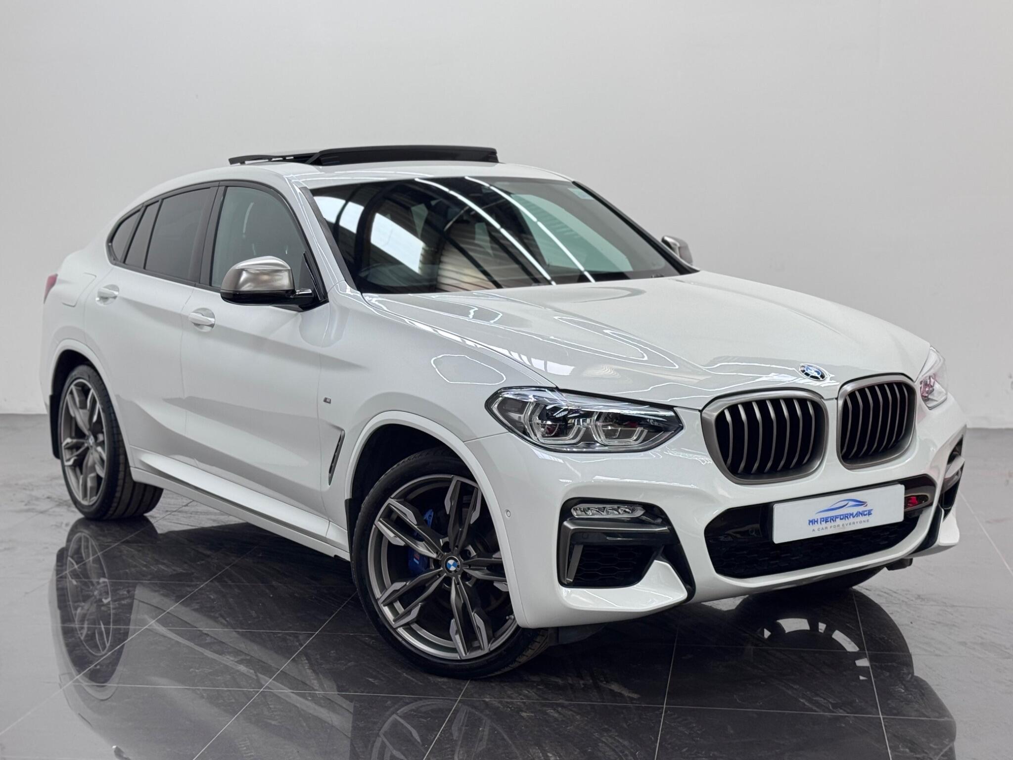BMW X4 view 24
