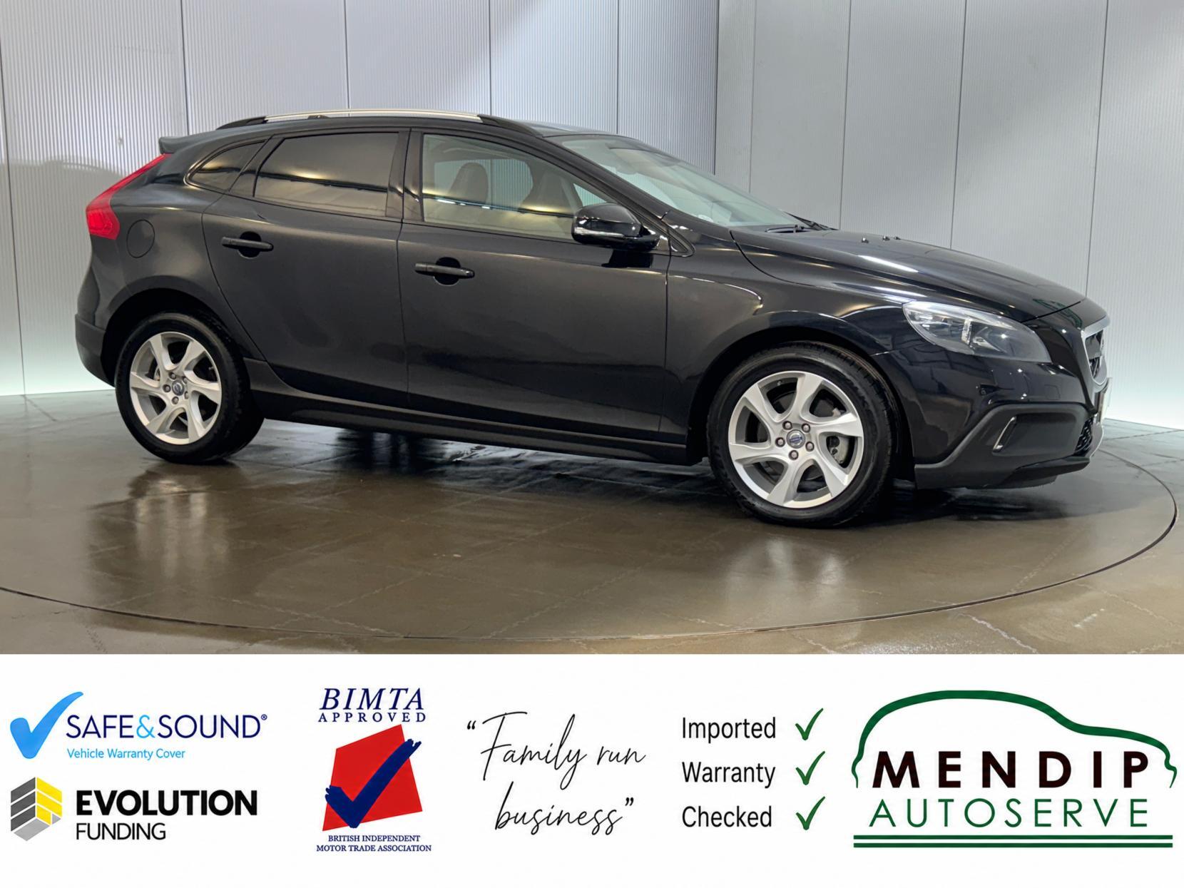 Volvo V40 Cross Country view 31