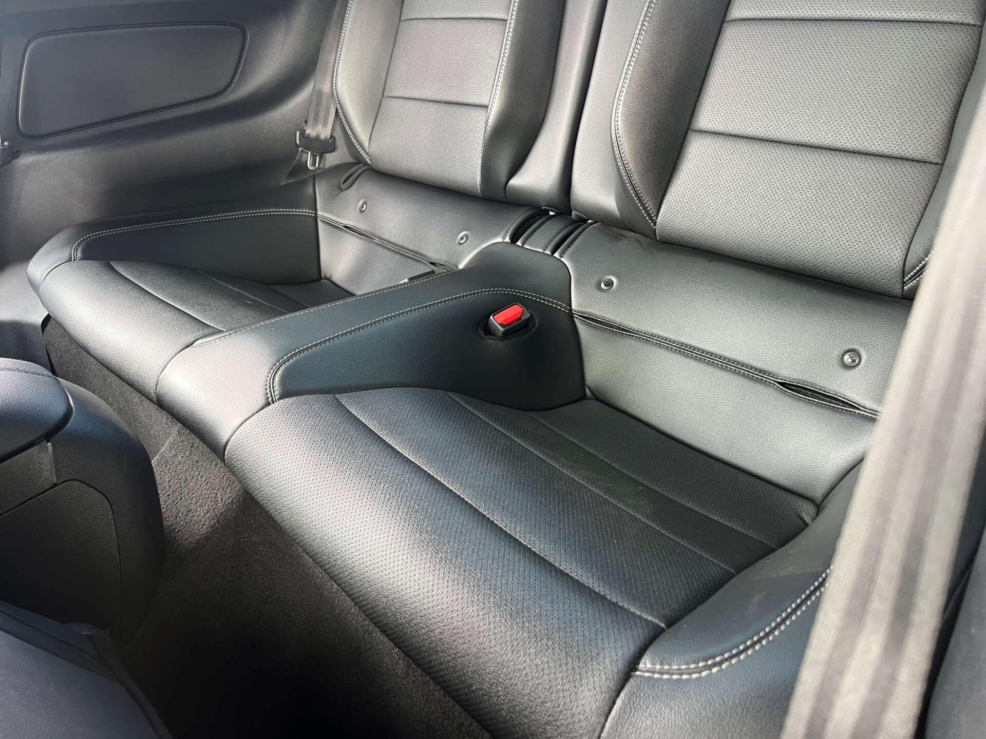 Ford Mustang view 17