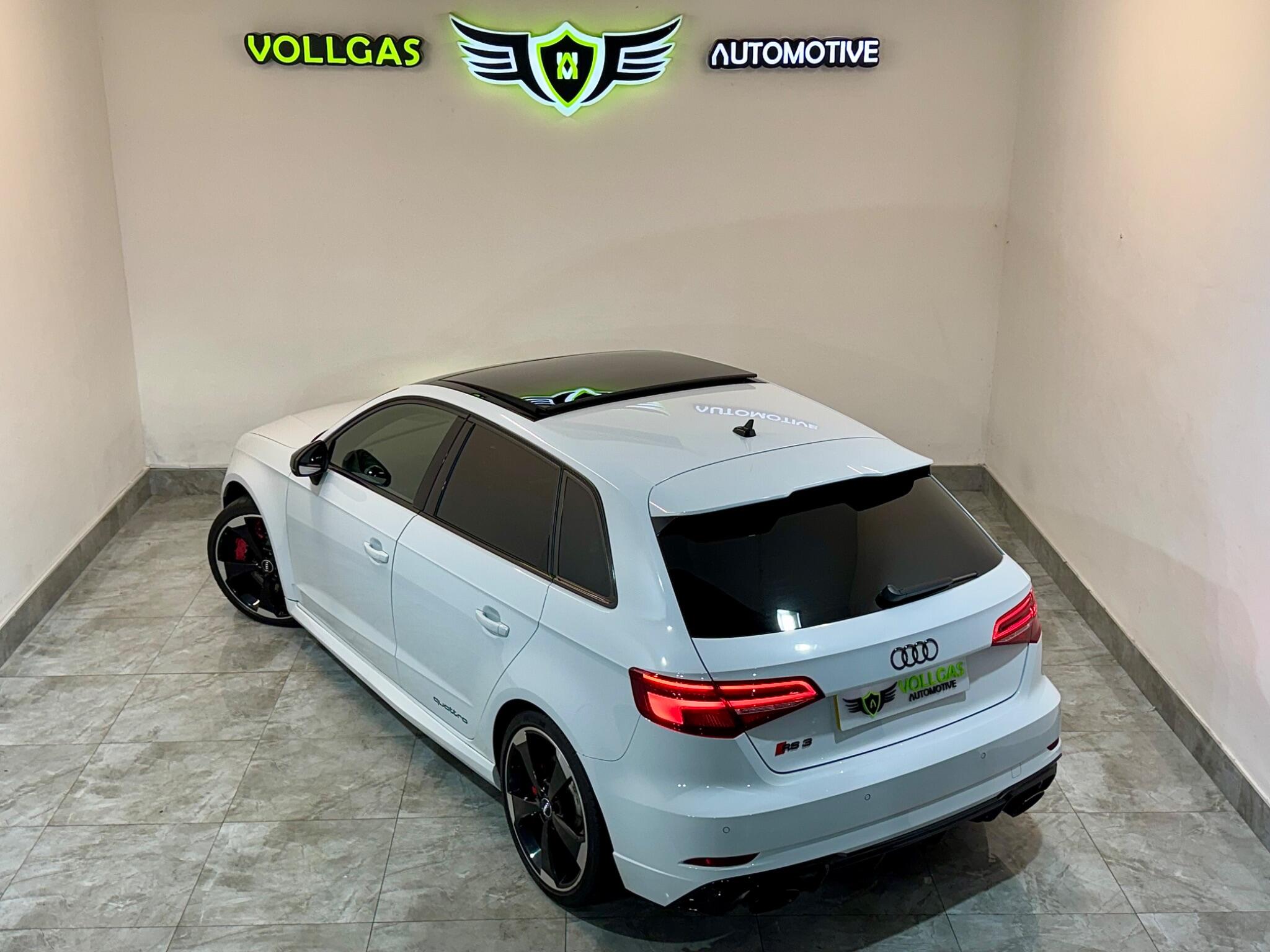 Audi RS3 view 4