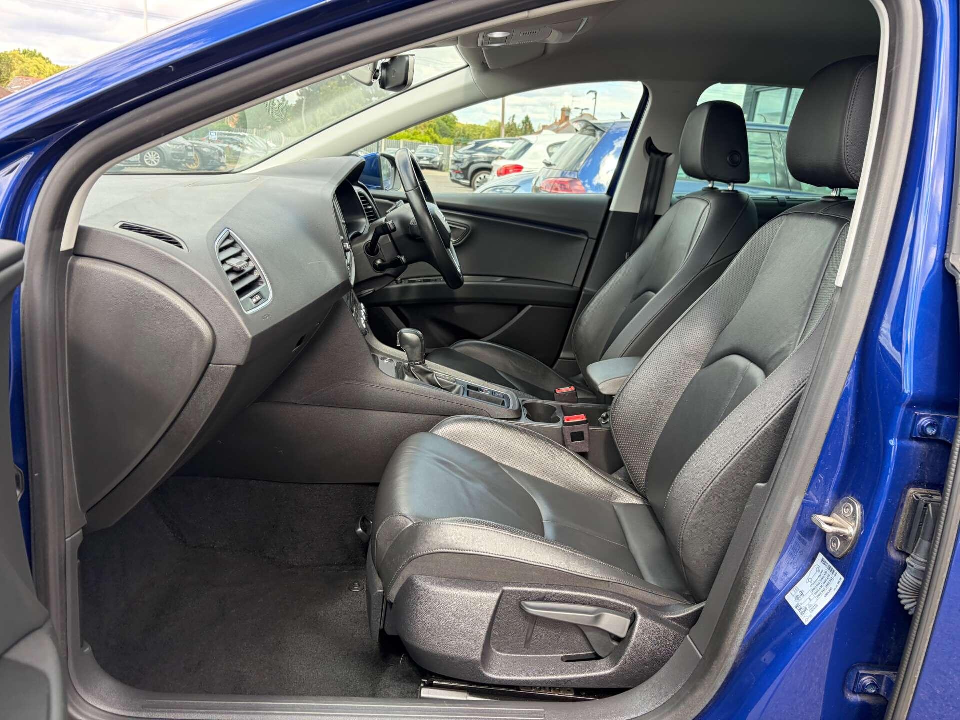 Seat Leon Leon view 15
