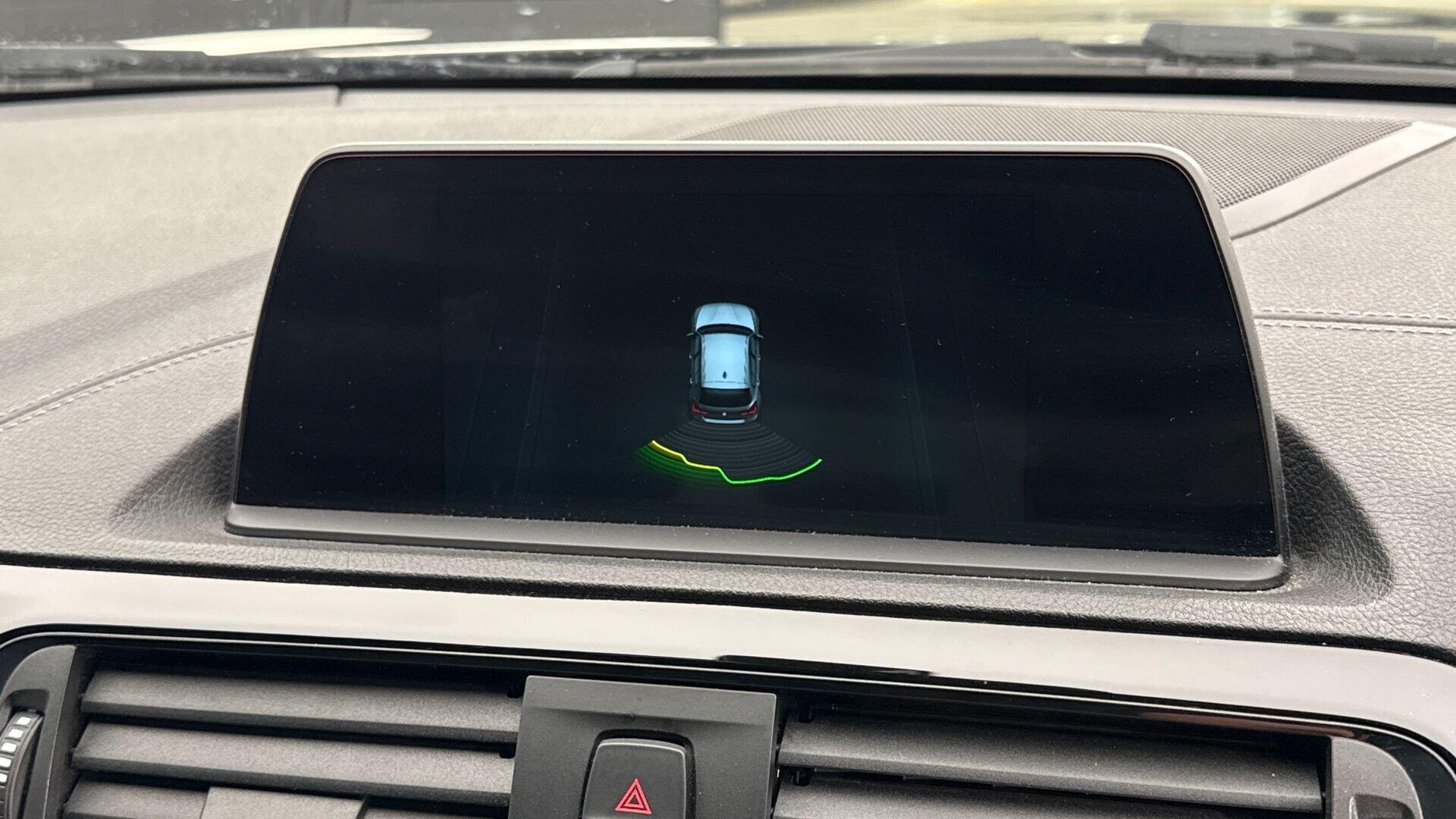 BMW 1 Series view 27