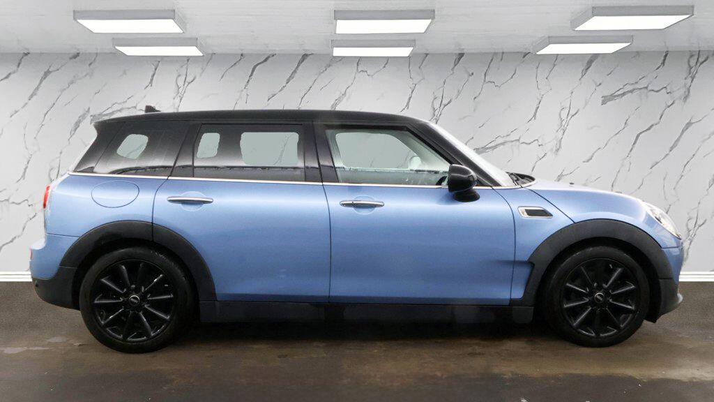 Mini Clubman view 7