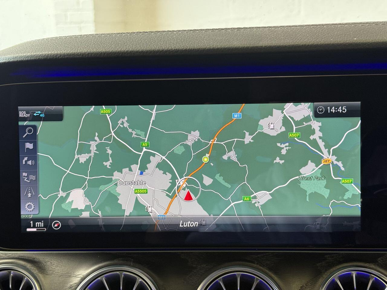 Mercedes-Benz E Class view 48