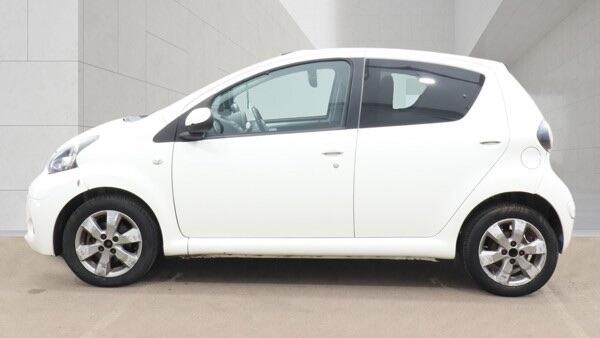 Toyota Aygo view 6