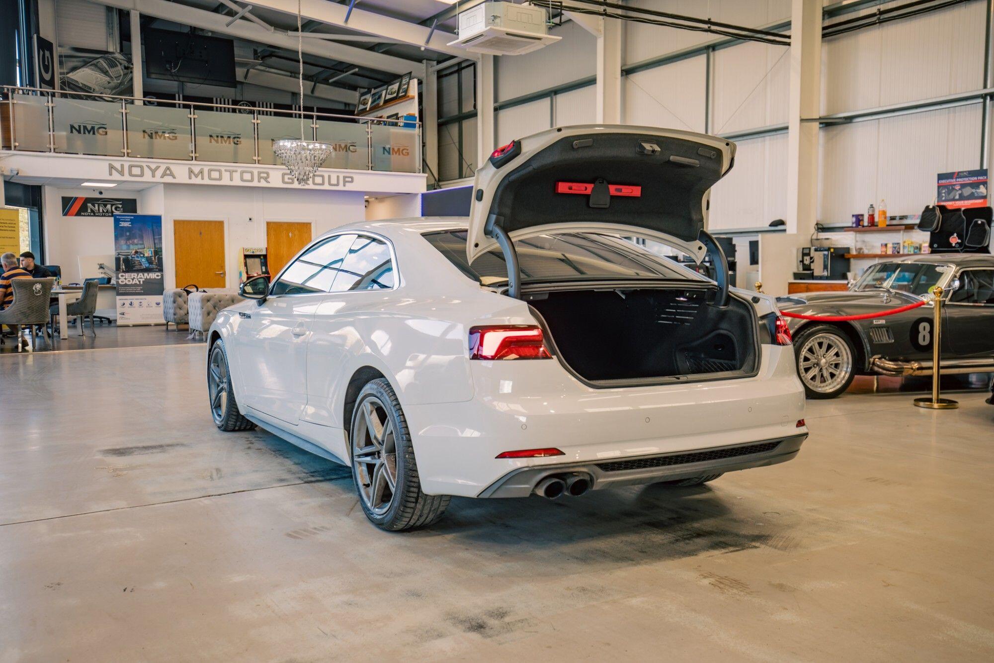 Audi A5 view 30