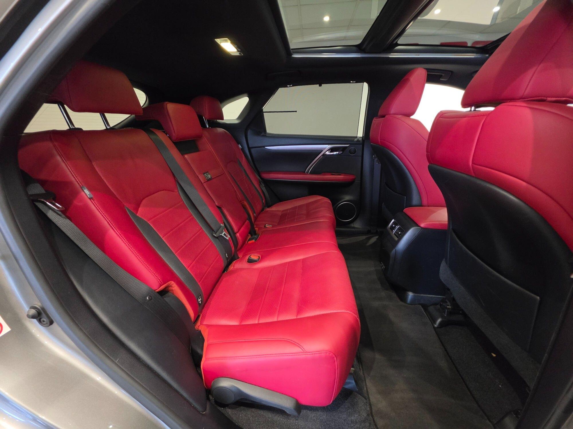 Lexus RX view 18
