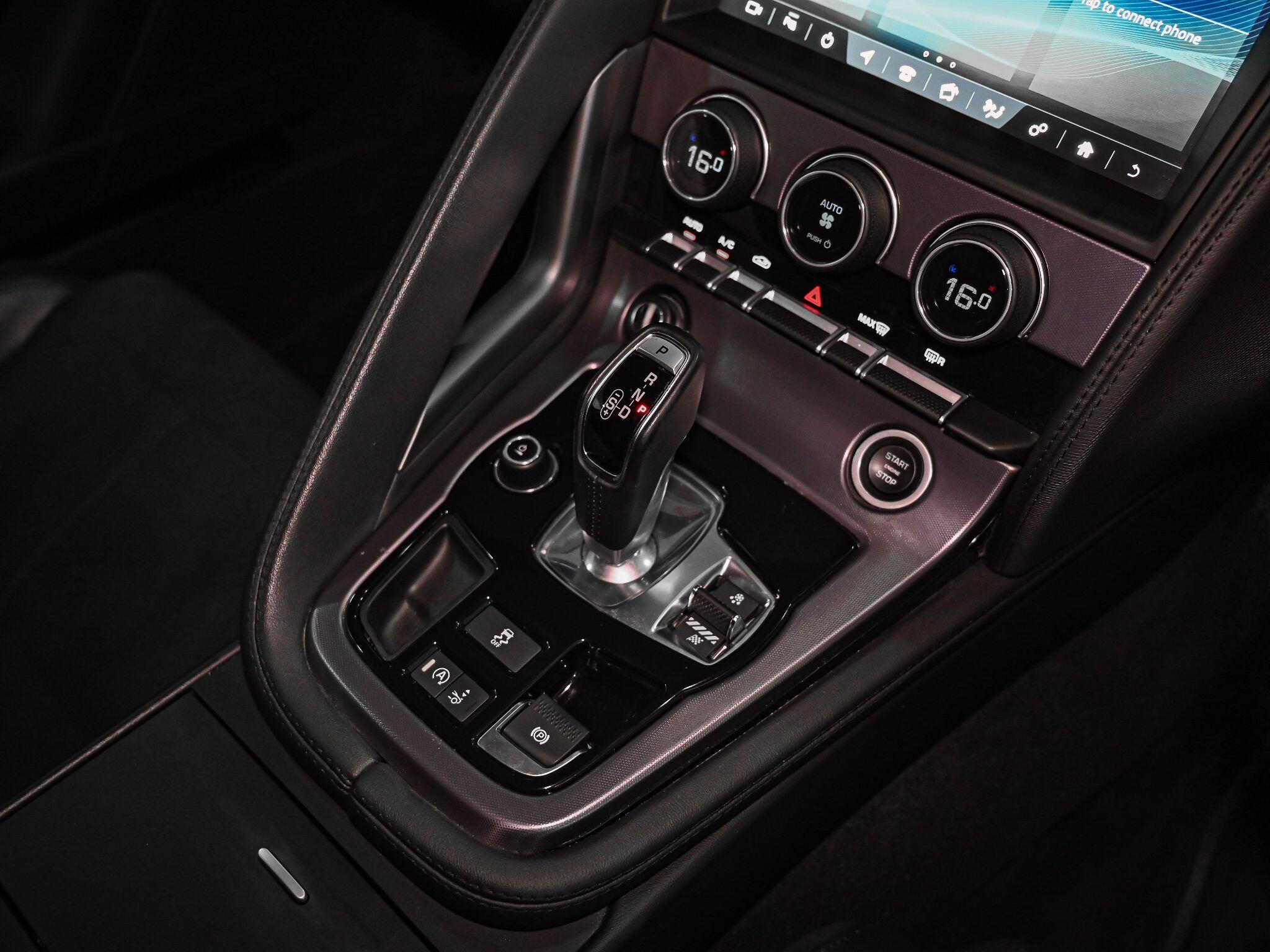 Jaguar F-Type view 16