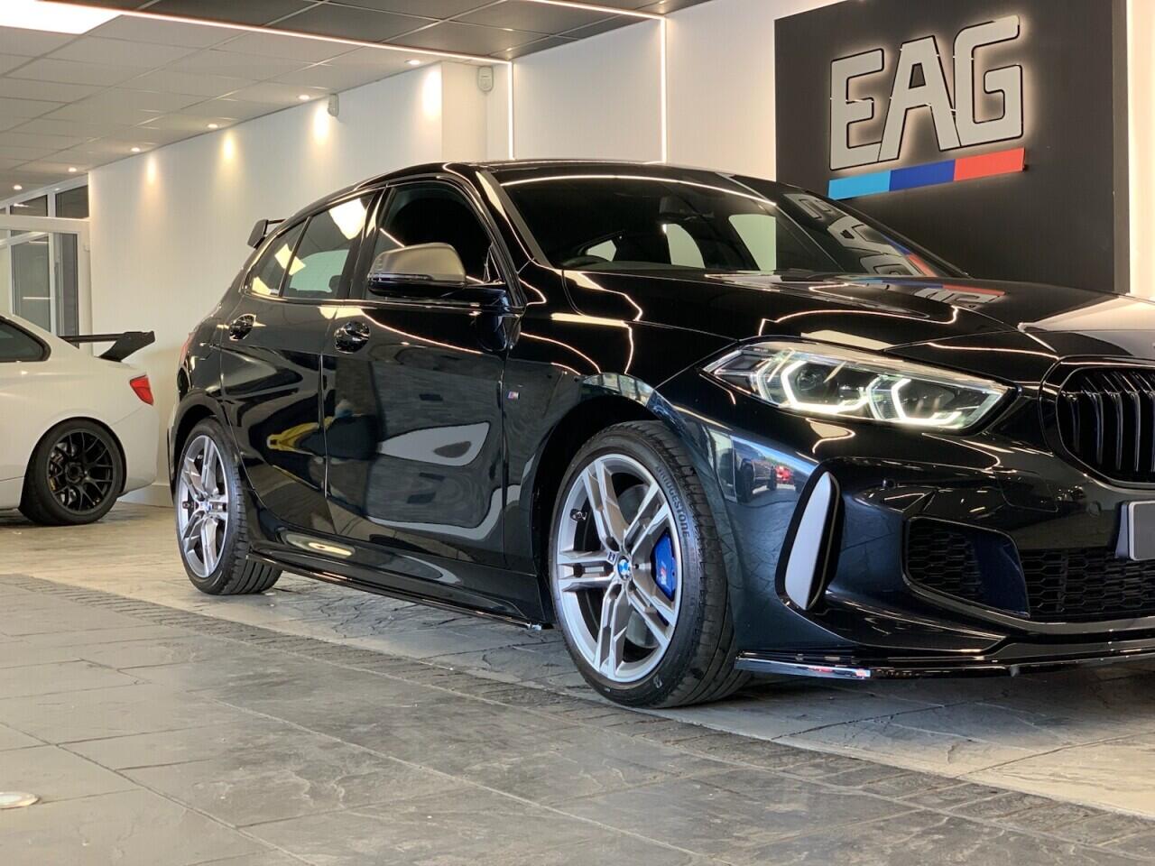 BMW 1 Series view 6