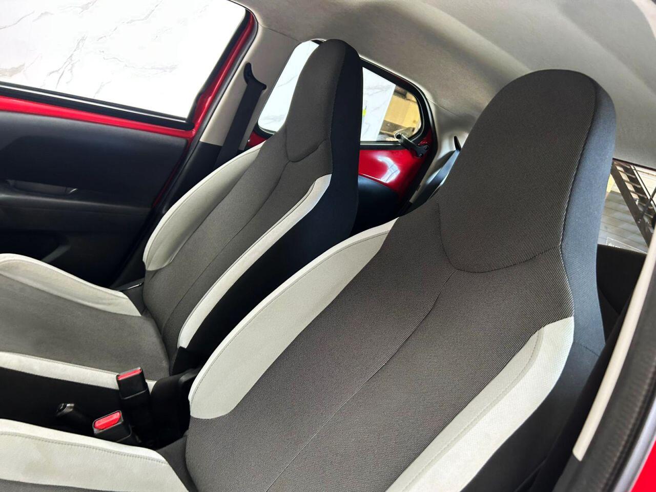 Toyota Aygo view 13
