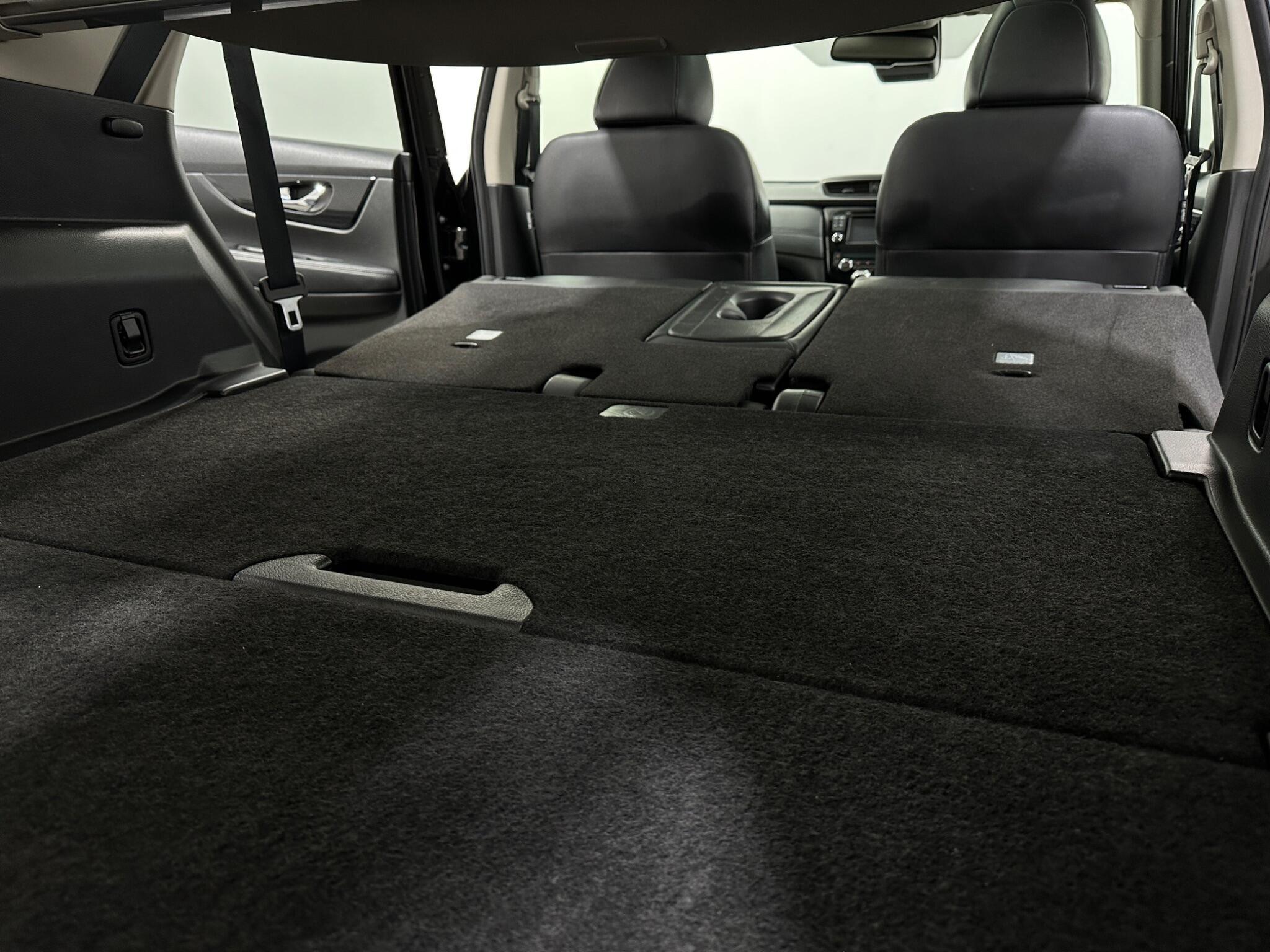 Nissan X-Trail view 45