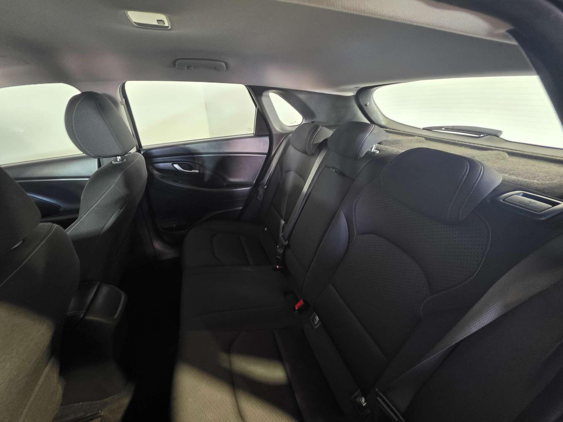 Hyundai I30 view 45