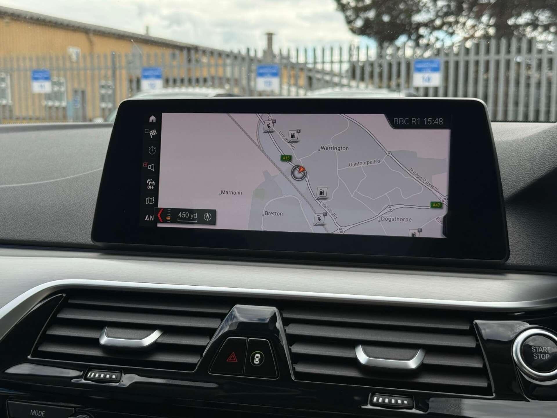 BMW 5 Series view 79