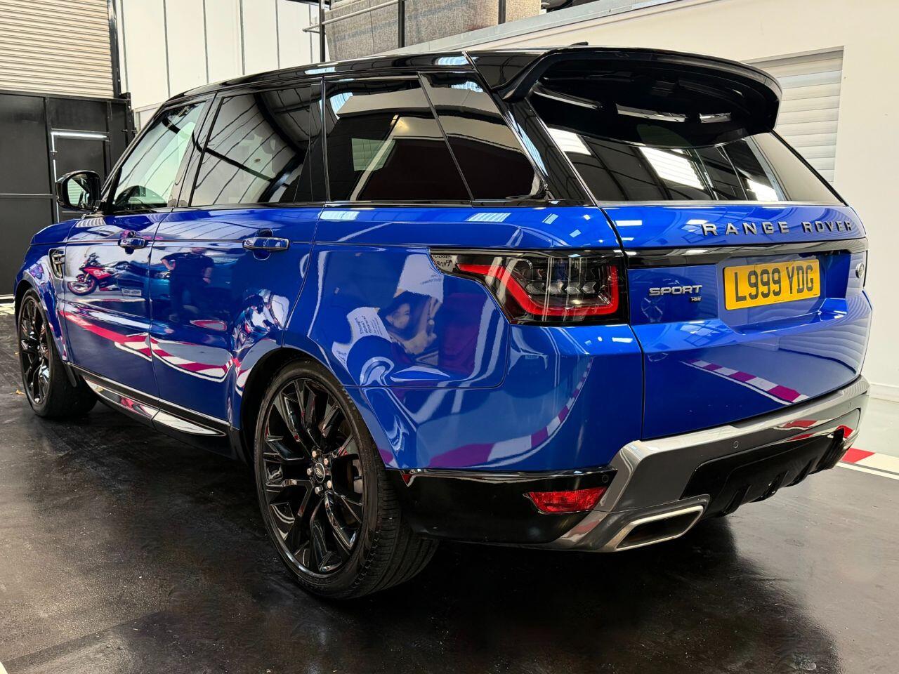 Land Rover Range Rover Sport view 2
