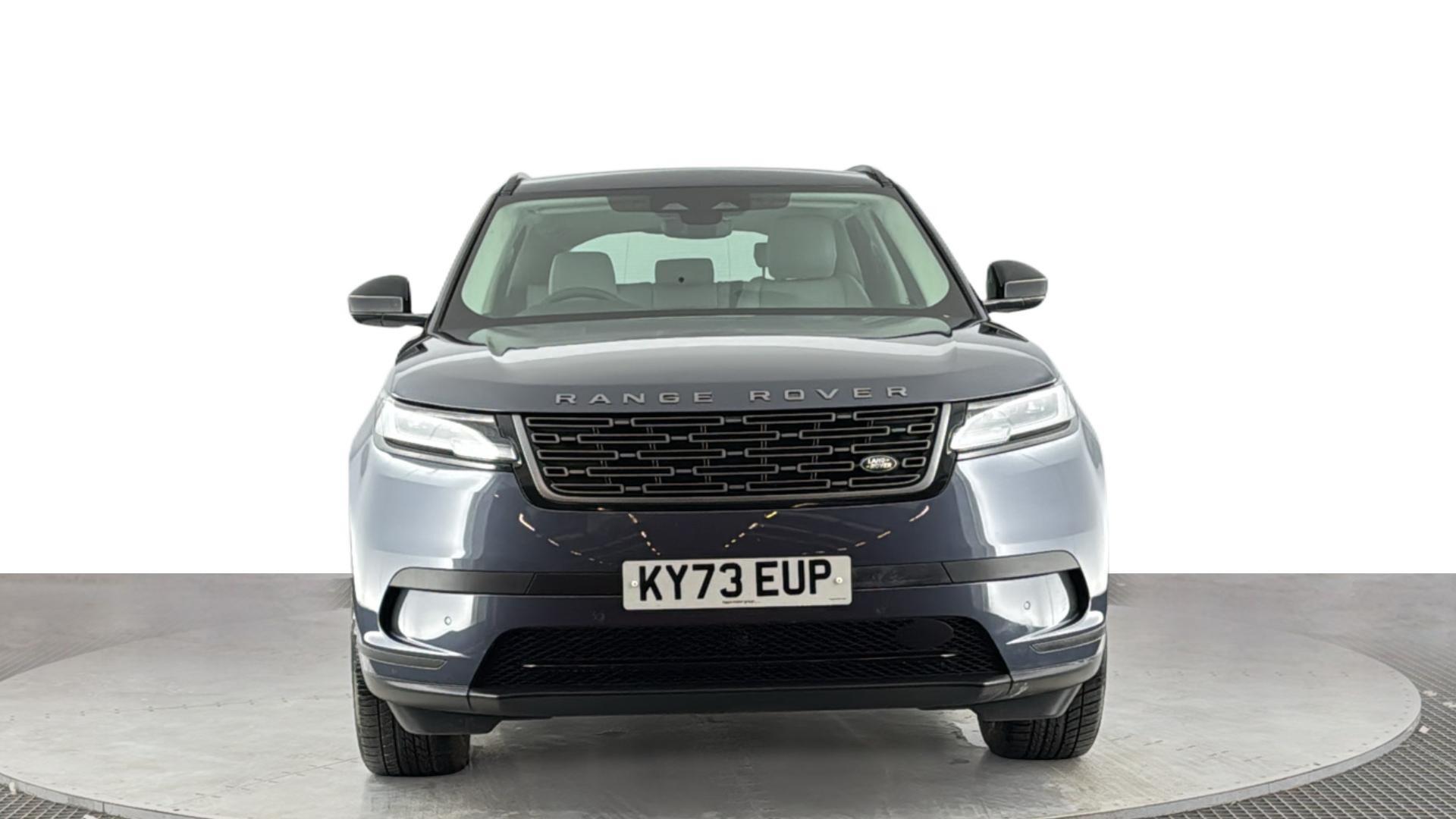 Land Rover Range Rover Velar view 8