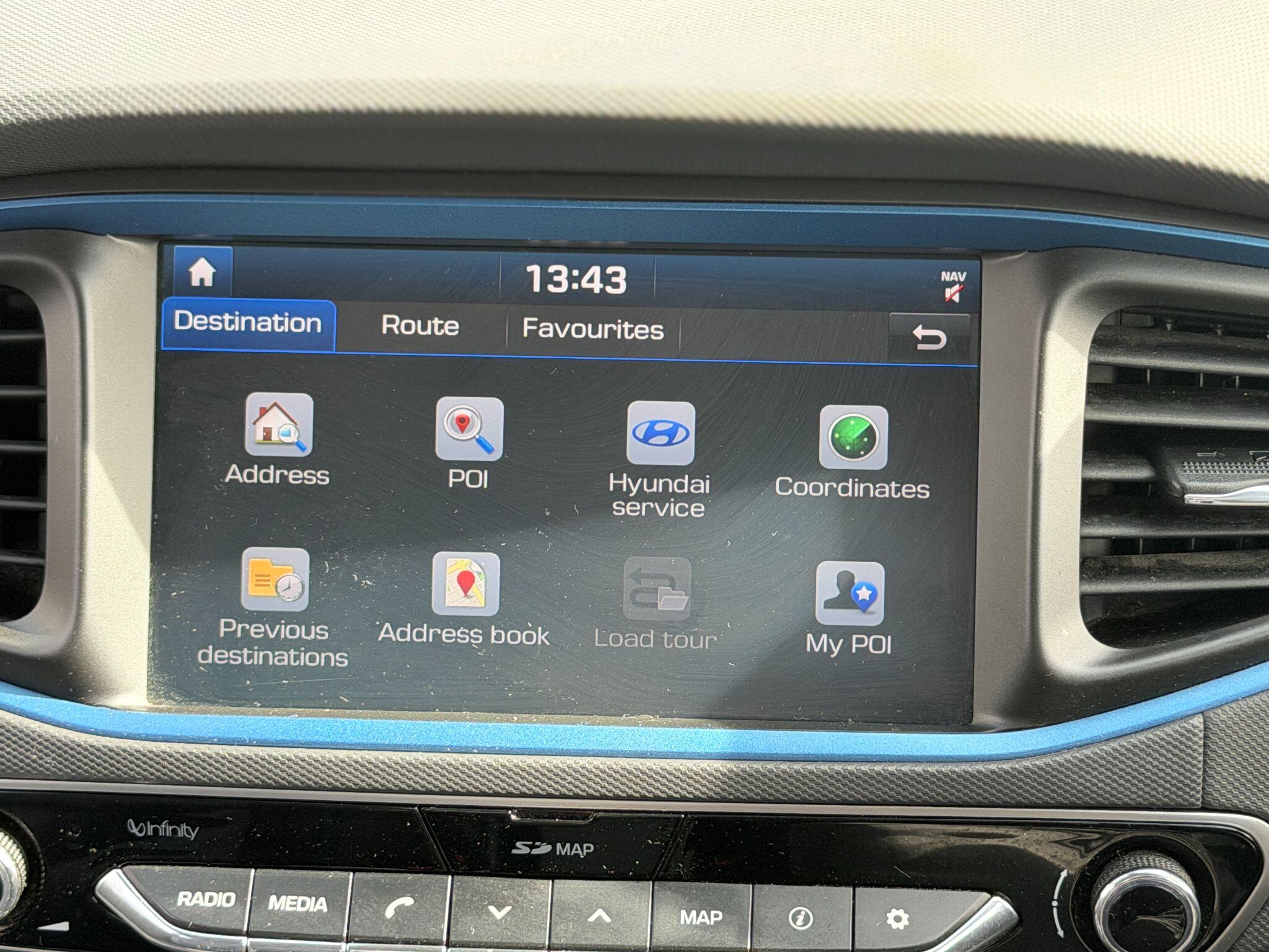 Hyundai Ioniq view 45