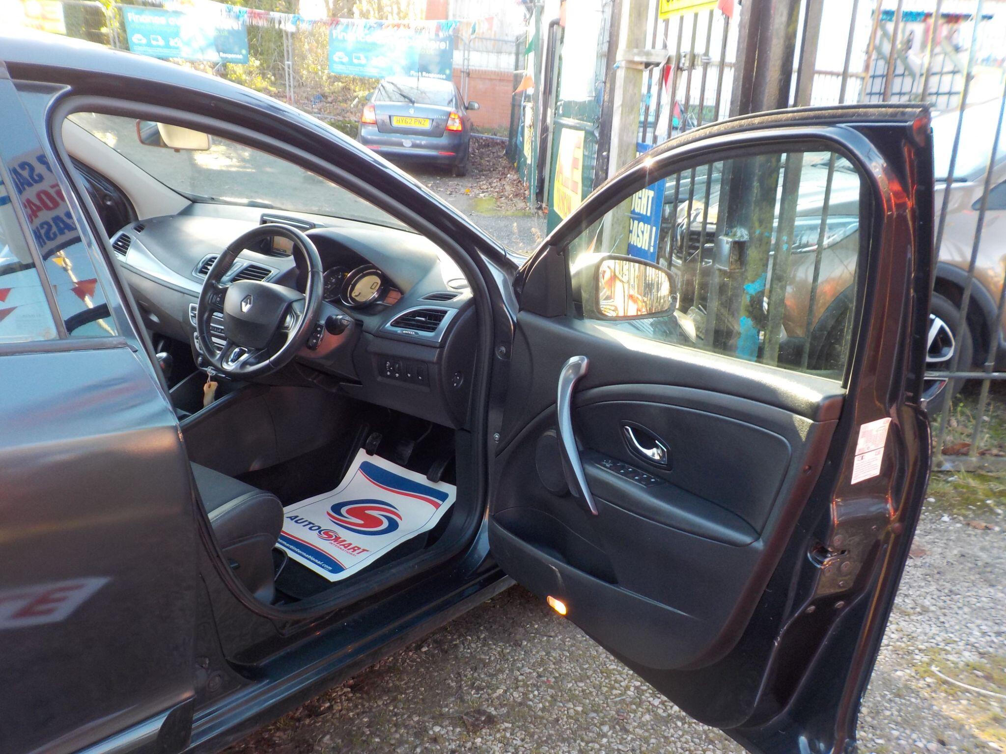 Renault Megane 1.5 dCi ENERGY Dynamique TomTom Euro 5 (s/s) 5dr