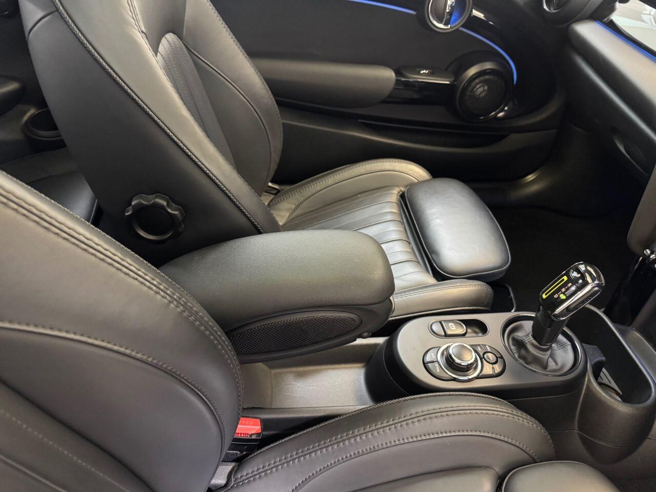 Mini Electric Hatch view 76