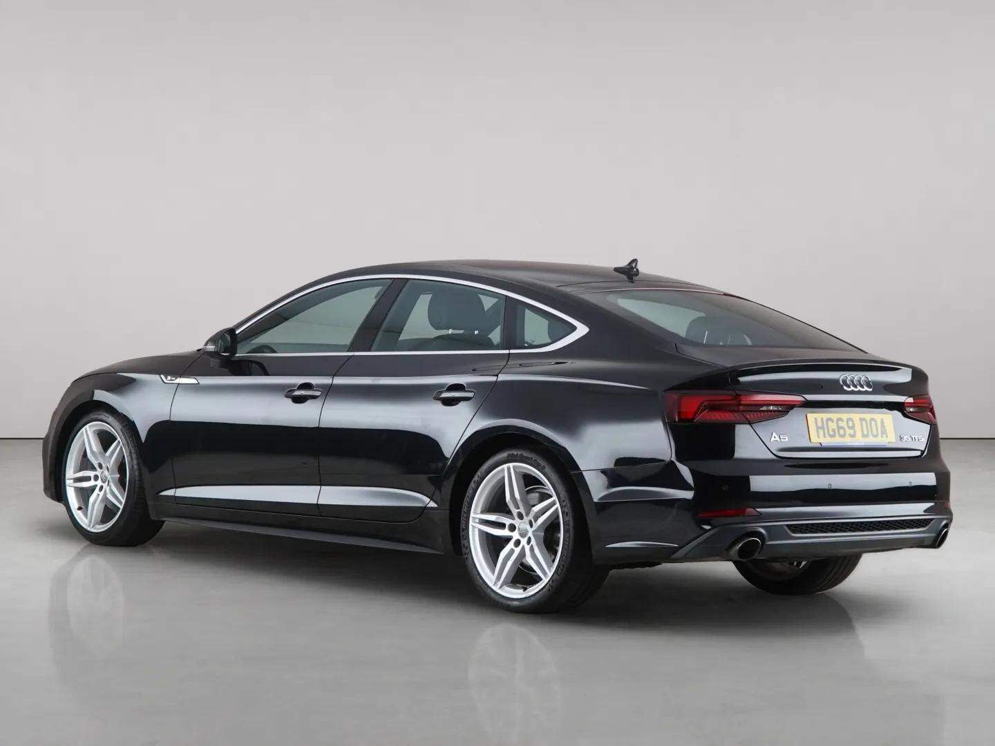 Audi A5 view 5