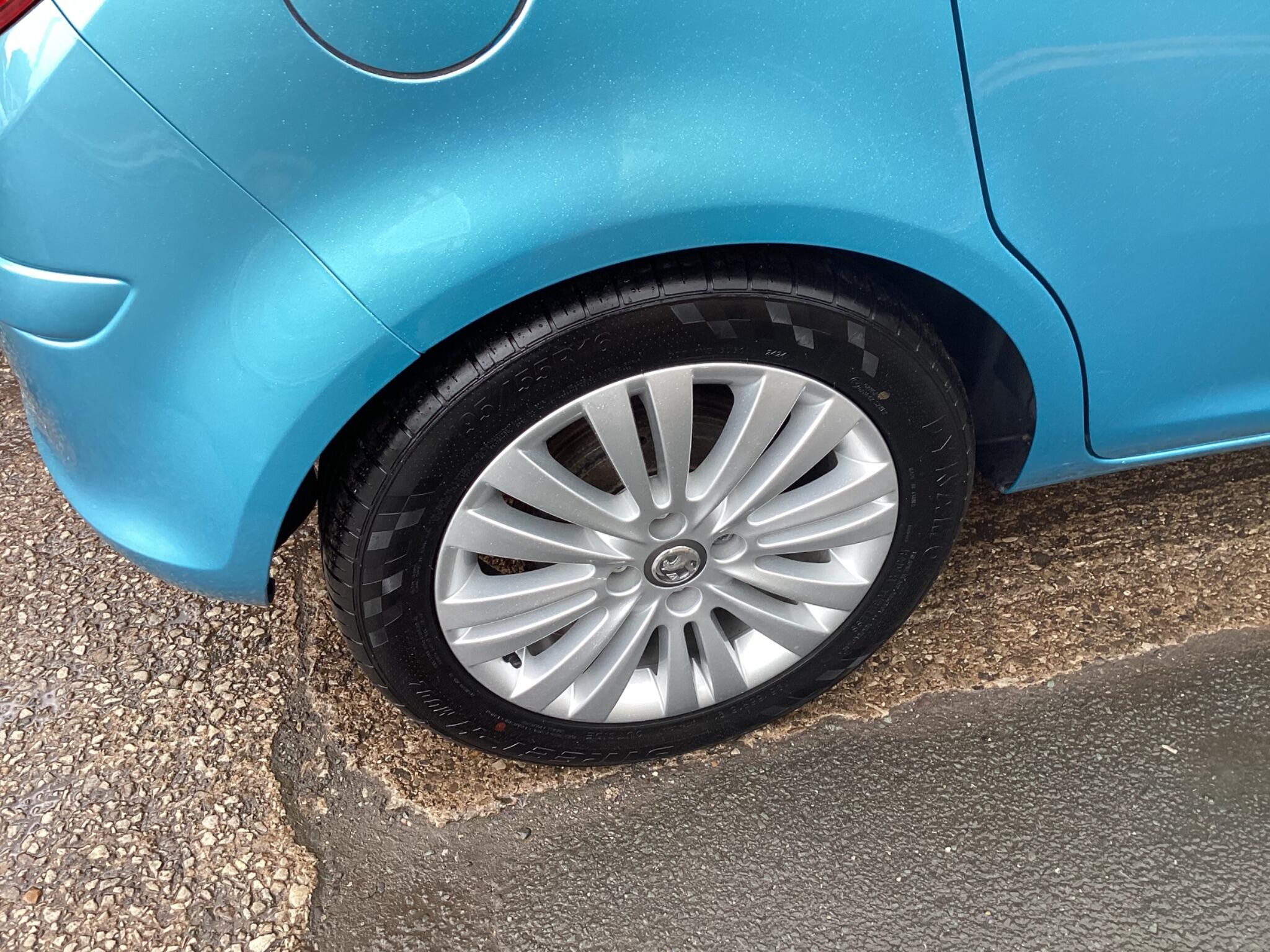 Vauxhall Corsa view 21
