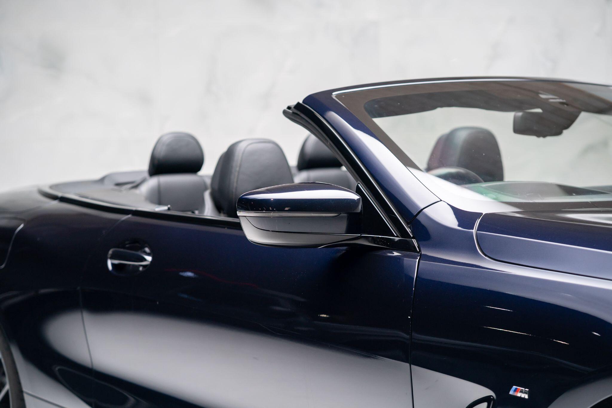 BMW 8 Series view 12