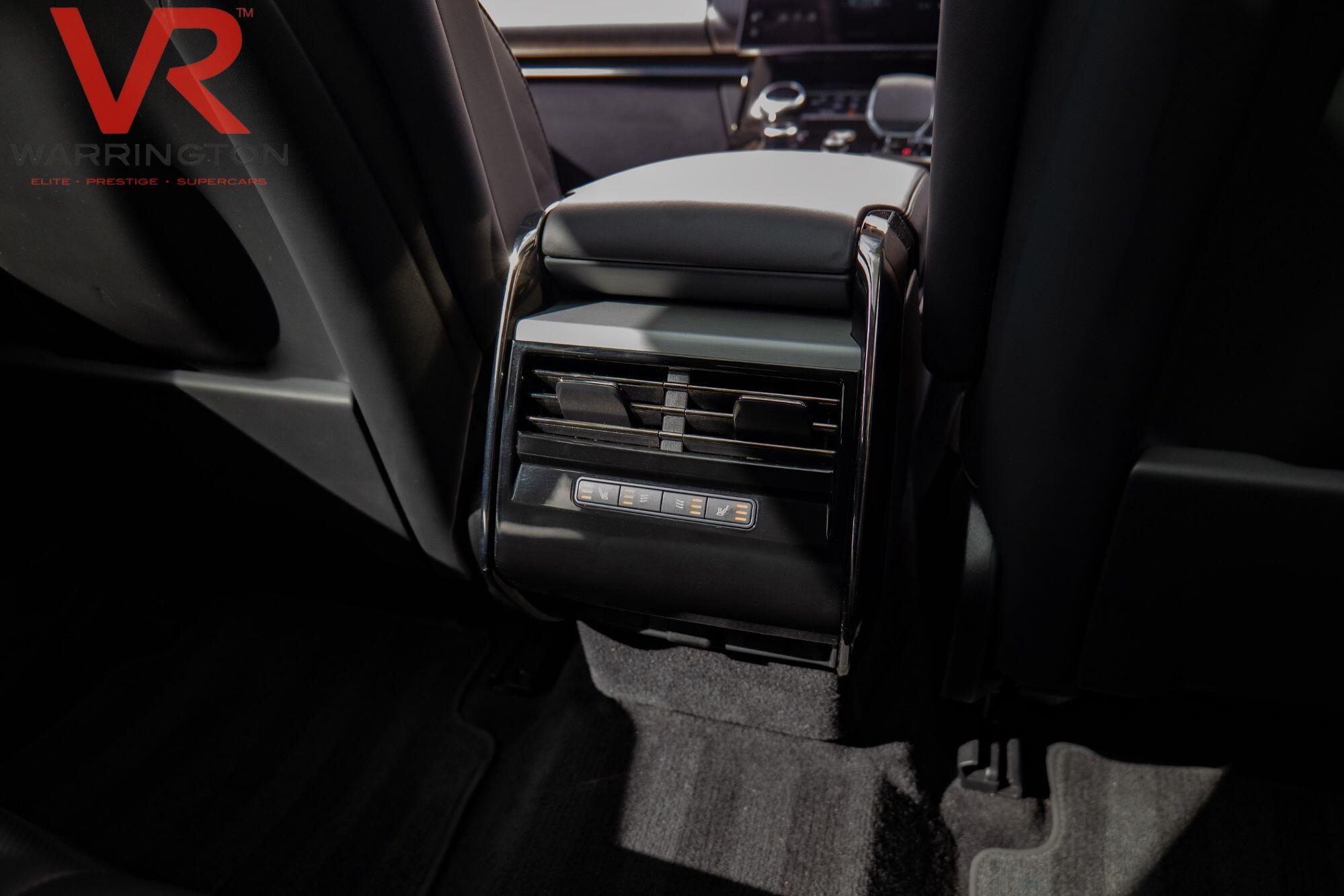 Land Rover Range Rover Sport view 37