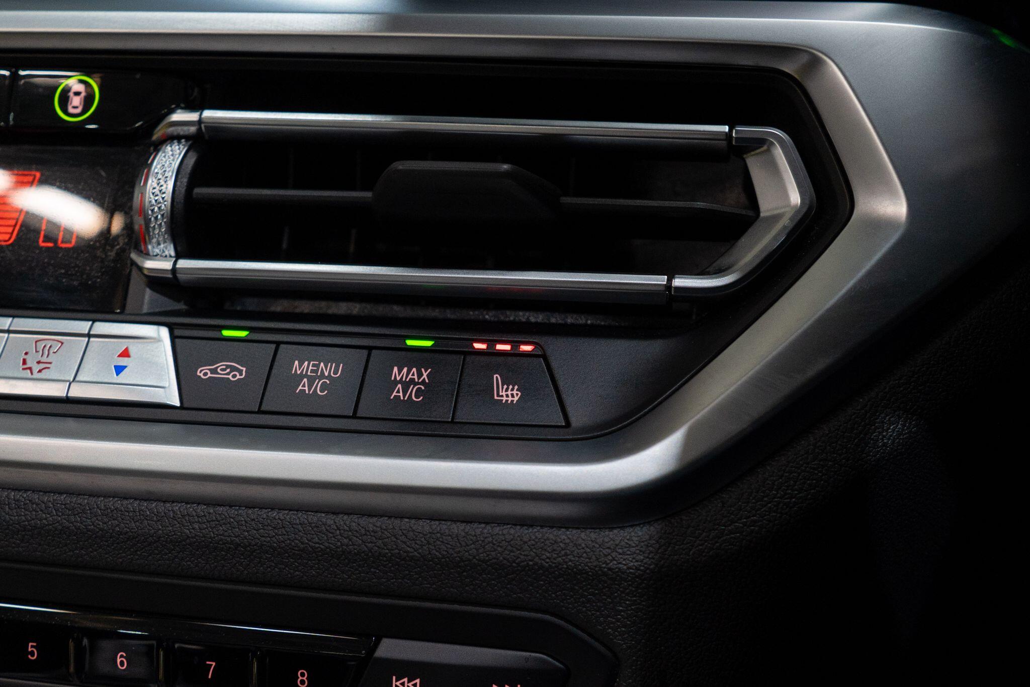 BMW 4 Series view 34