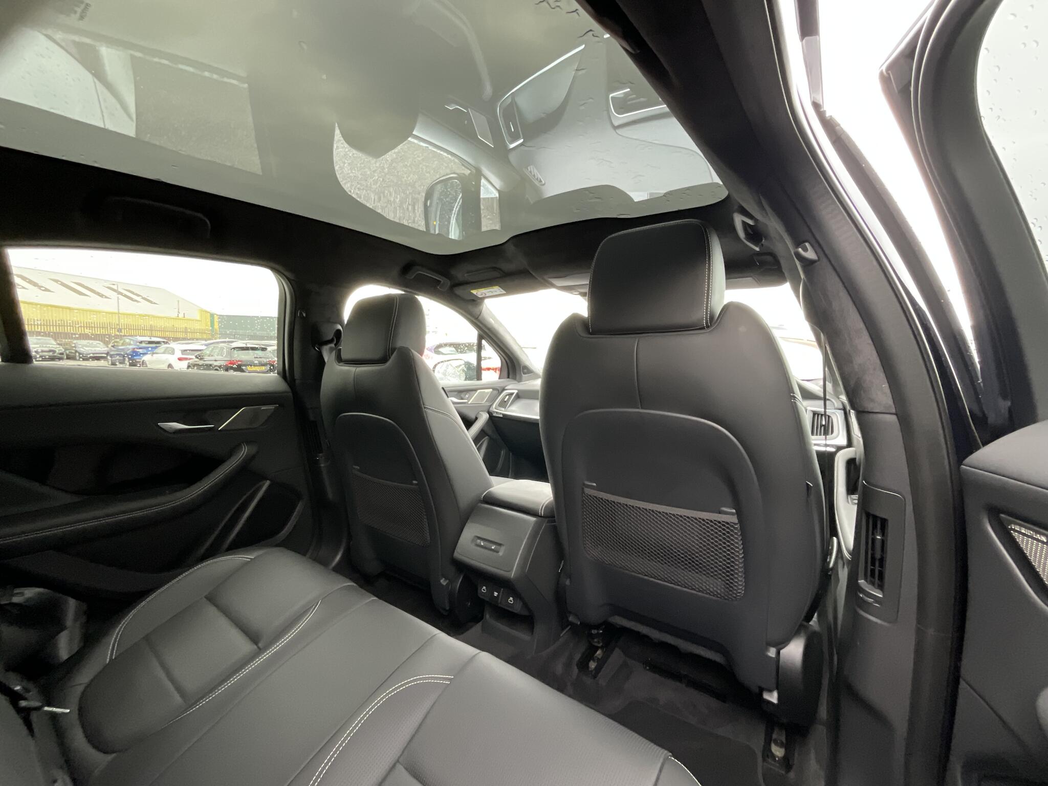 Jaguar I-Pace view 10