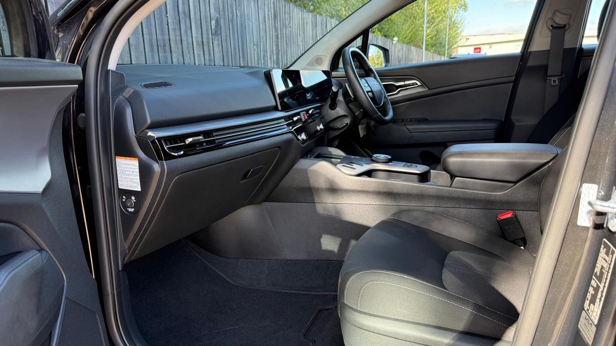 Kia Sportage view 24
