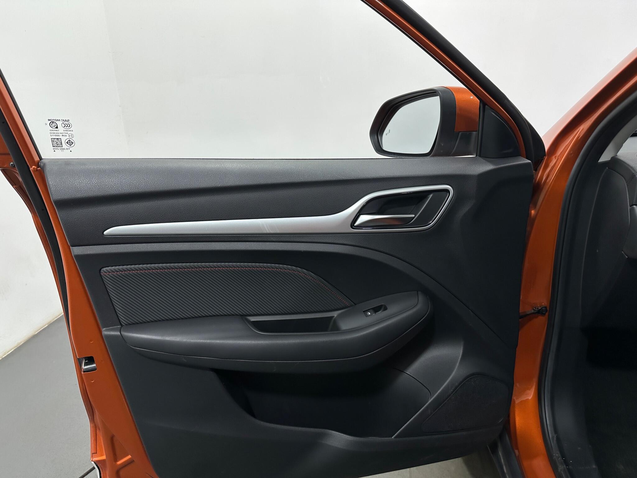 MG ZS view 36