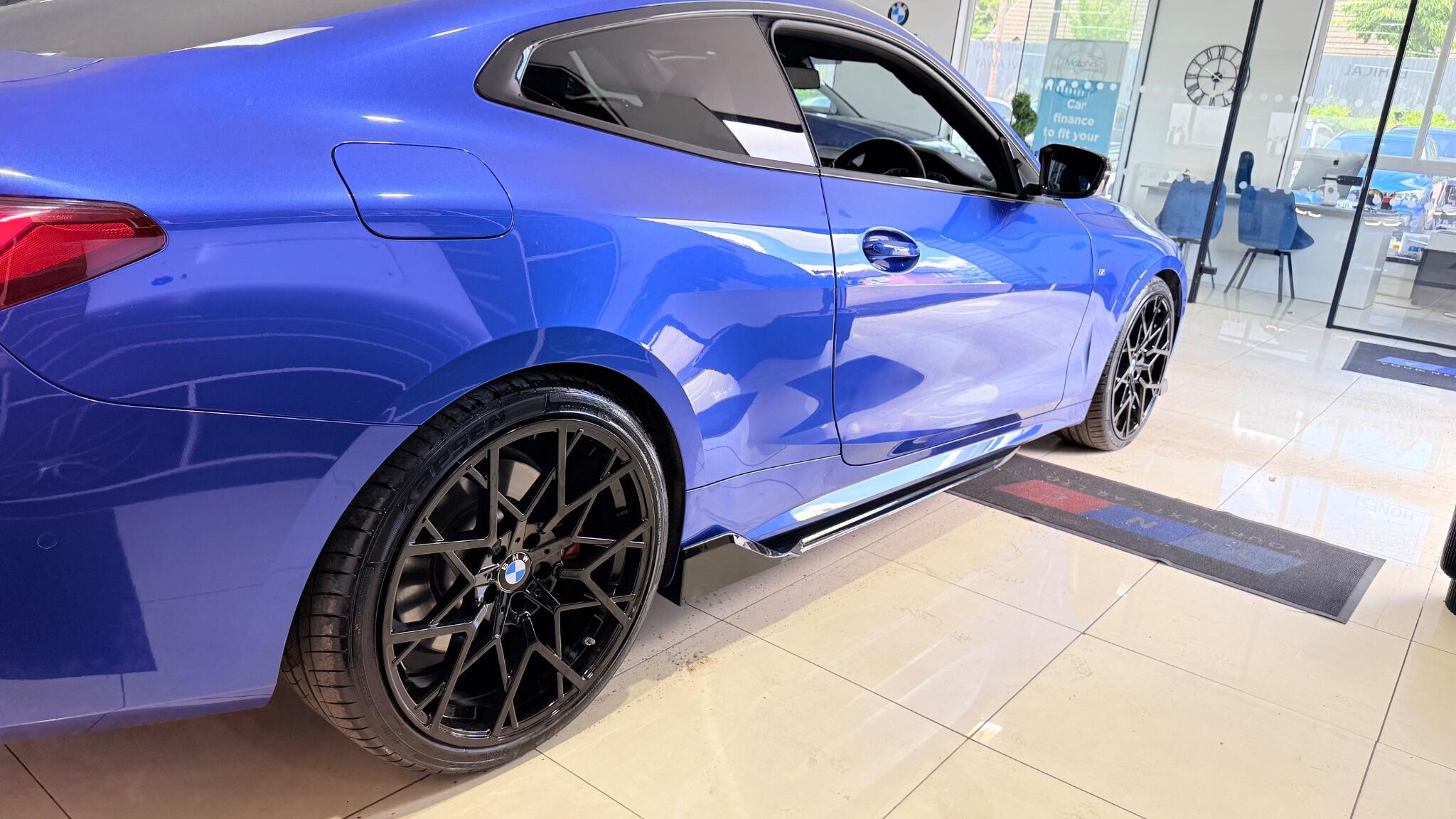 BMW 4 Series view 10