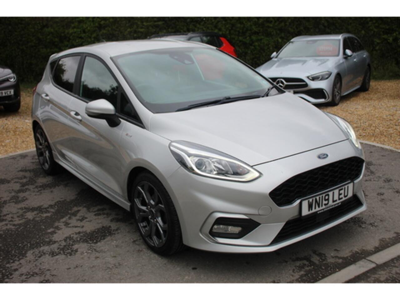 Ford Fiesta main image