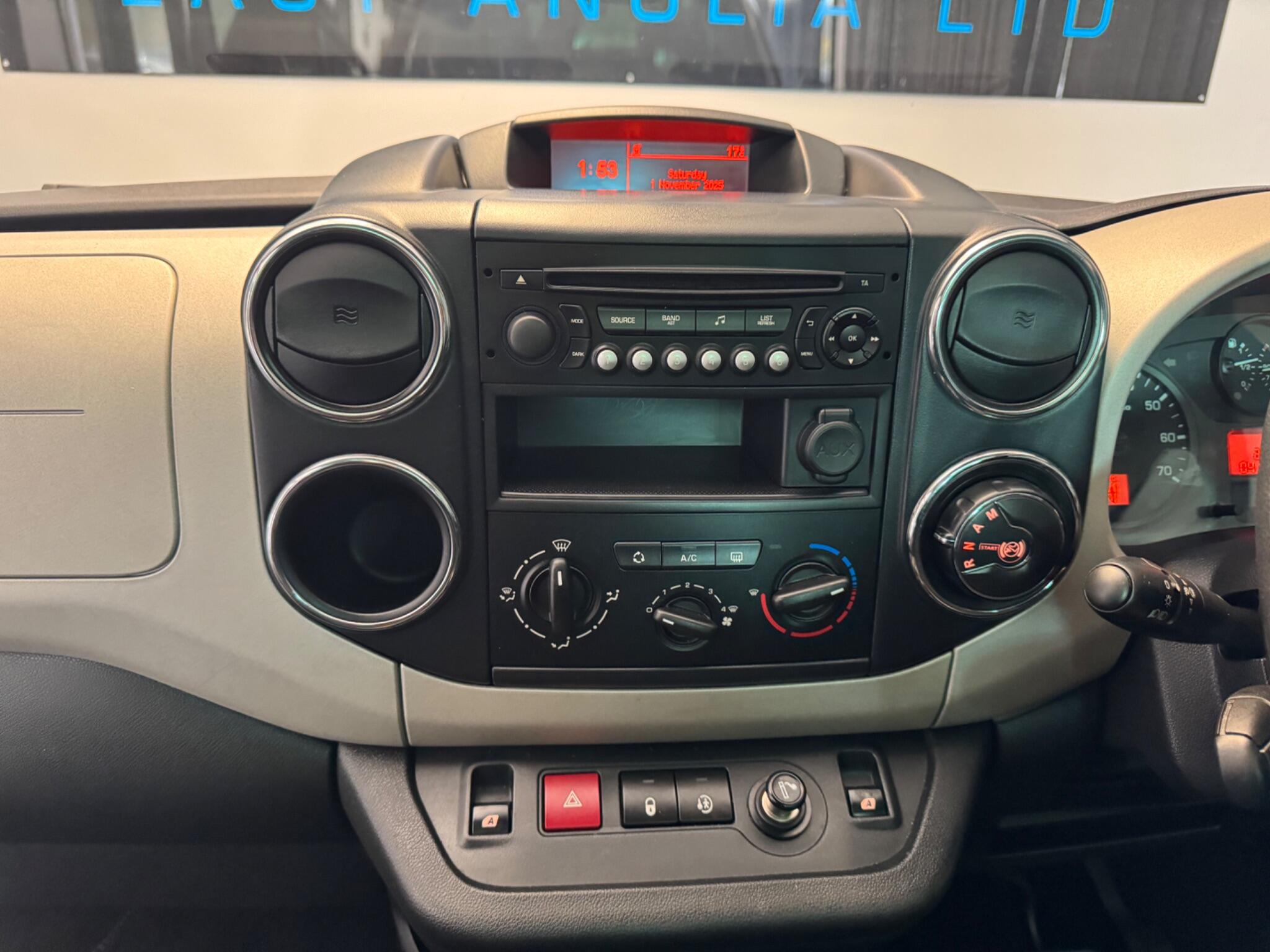 2014 Citroen Berlingo 1.6 e-HDi Airdream XTR Multispace MPV ETG6 Euro 5 (s/s) 5dr • 41,000 miles image 34