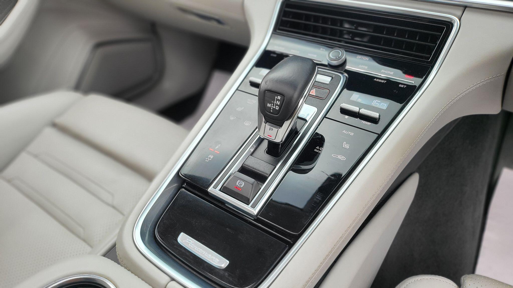 Porsche Panamera view 15