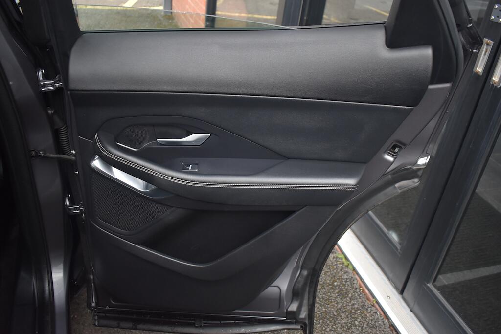 Jaguar E-Pace view 32
