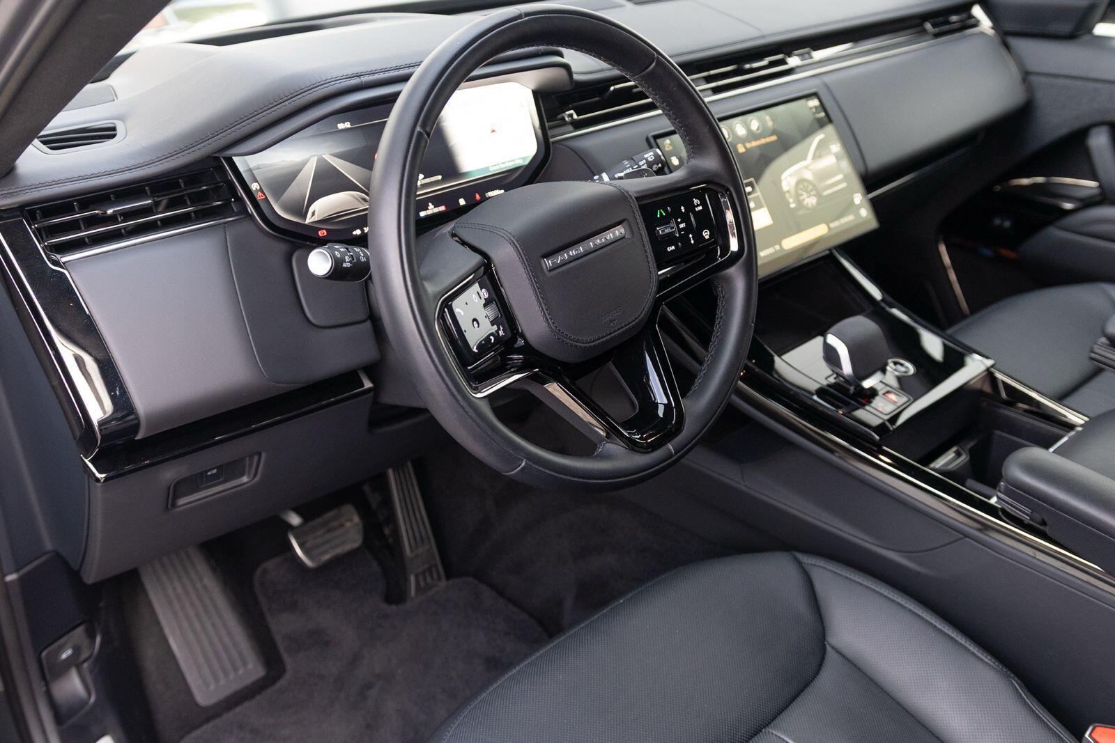 Land Rover Range Rover Sport view 12