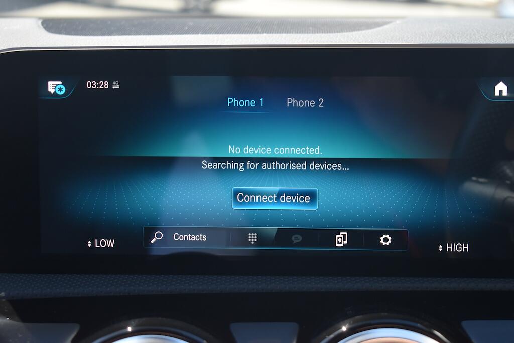 Mercedes-Benz Cla view 61
