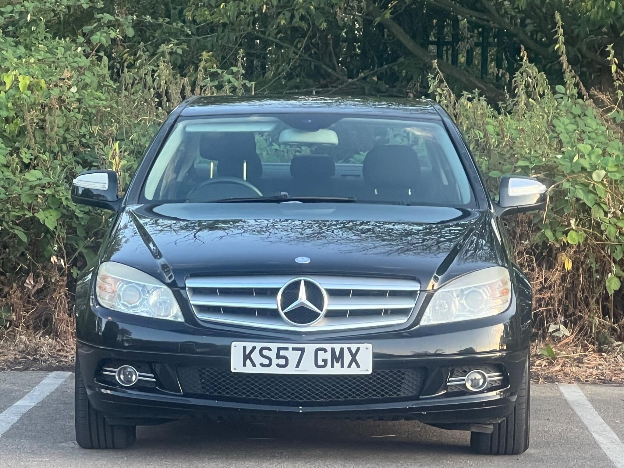 Mercedes-Benz C-Class view 3
