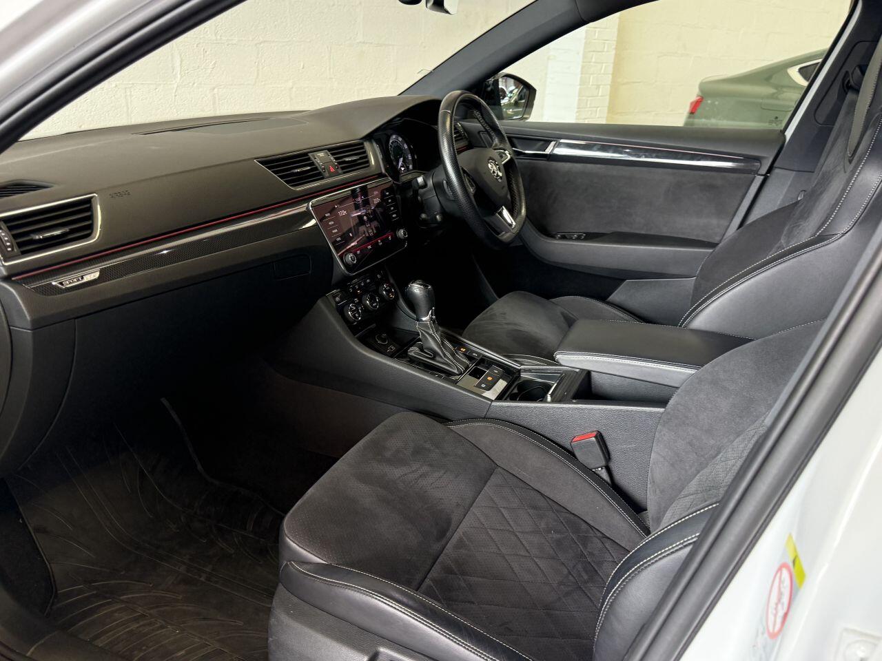 Skoda Superb view 57