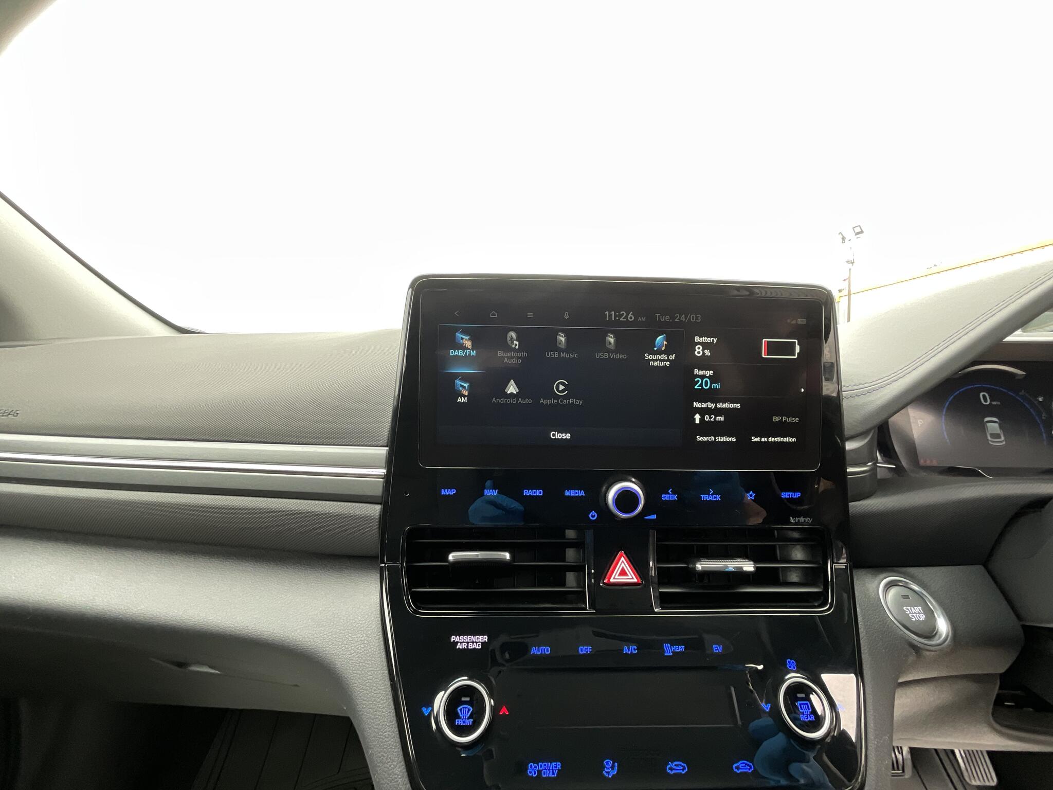 Hyundai Ioniq view 28