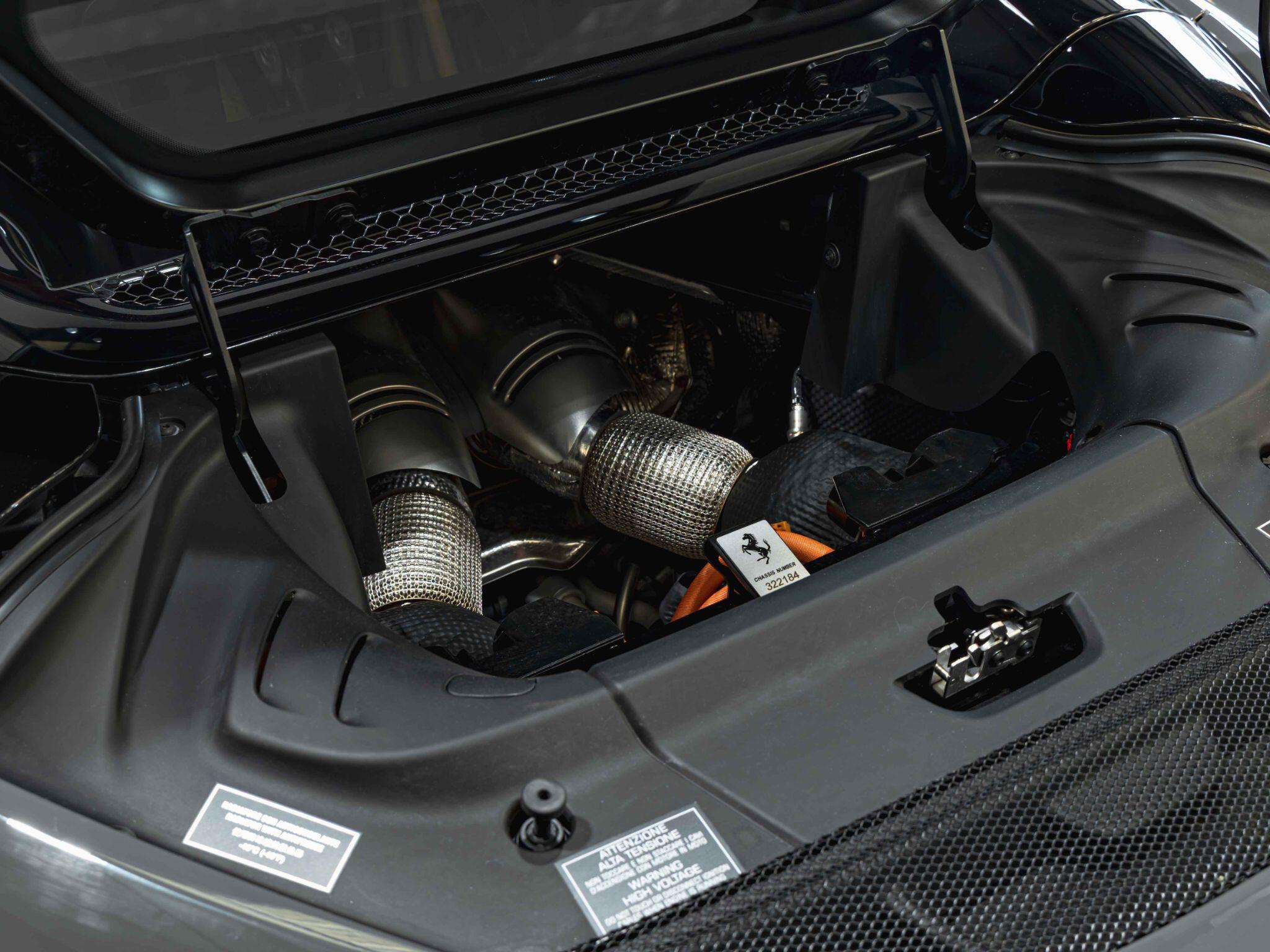 Ferrari 296 GTS view 17