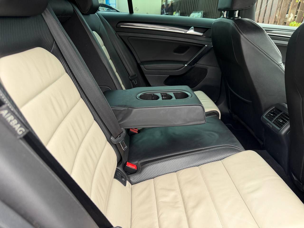 Volkswagen Golf view 20